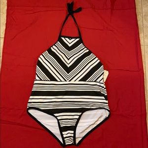 Time and Tru Size 2x (20/22) Swimsuit